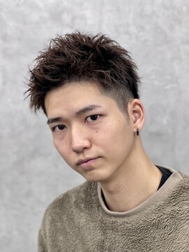 クロムトウキョウ ザ バーバー ネオン 新宿店(CHROM TOKYO the Barber ne/on) メンズ ショートアップバング