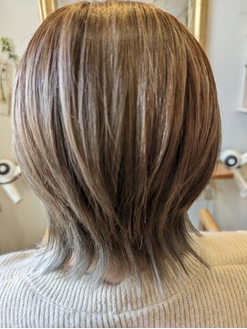 ラソヘアーオアシス(Laso hair oasis) シルバーインナーカラーの