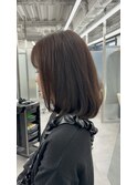 ミディアムボブ　ココアブラウン
