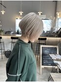 ショート×ホワイトベージュ！