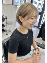 ショート×ハイトーンベージュ