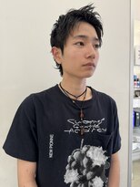 マカロンコワフュールドウシワカマル(macaron coiffure de ushiwakamaru)&nbsp;スパイキーショート