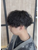 メンズギフト(men's GIFT)&nbsp;刈り上げツーブロックツイストスパイラルパーマメンズマッシュ