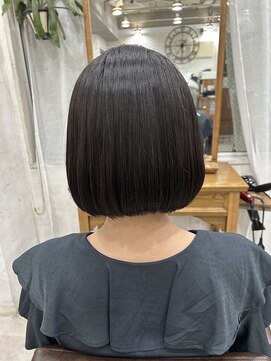 ジュノ(Jeuno) ショートボブ