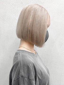 ギークス(GEEKS) 【GEEKS渋谷】ハイトーンボブ/透明感/小顔/ミルクティーベージュ