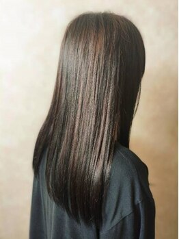 コヨリ(Coyori)の写真/いつまでも若々しくきれいに！気になる根本もしっかりカバーして、自然な発色と艶感でオシャレな仕上がり◎