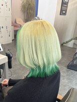 クレア バイ グレープバイン 金沢文庫(CLAIRE by GRAPEVINES)&nbsp;ハイトーン/ブロンド/デザイン/インナー/ブリーチ/グリーン