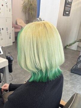 ハイトーン/ブロンド/デザイン/インナー/ブリーチ/グリーン