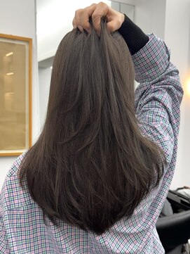 シベルバレー 横浜(sibell) ＊ロングレイヤーカット顔周りレイヤーウルフハッシュカット韓国