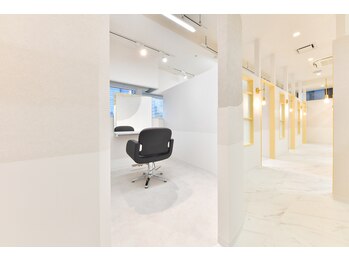 トッカ 三宮ANNEX(tocca)の写真/全席個室で周りを気にせずお悩み相談できます◎