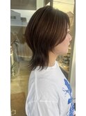 ミディアムハイレイヤースタイル