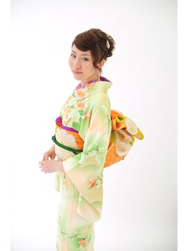 ゼル イオンモール新瑞橋(ZELE) 大人モードなお茶会スタイル