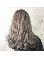 シュプバイトゥーミー(sup.by tomee)&nbsp;プラチナベージュ【担当　末吉】