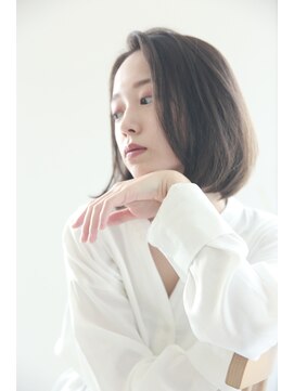 エクリ 麻布十番(equri) 大人綺麗なクラシカルボブ