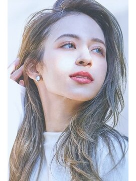 ヘアカフェ アティス(hair cafe Atease) ★外国人風かきあげ