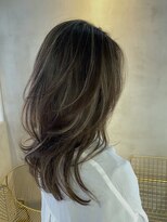 ロエ 平尾山荘(loe)&nbsp;【脱白髪染めハイライト】大人女性の為のヘアカラー