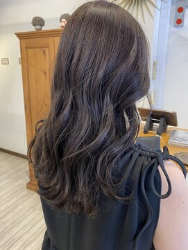 フラバー(flover) 暗め【グレージュ】赤みなし/20代30代40代