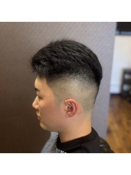 ディスイズザバーバー(This is The BarBer) スキンフェード