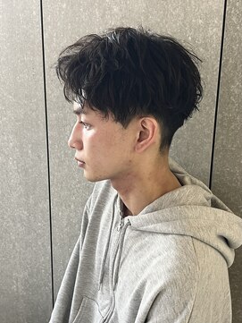 ニアウ 太田店(Niau) メンズナチュラルシャドウパーマ刈り上げフェード王道マッシュ