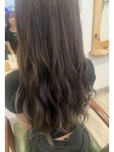 アール(R+) ロングレイヤー×外国人風ハイライト