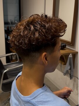 グルーマーズクレッジ 渋谷店(GROOMER/S CREDGE) men's/メンズ/フェザーパーマ/サーフカール/スペインカール/渋谷