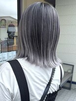 ブレイズヘアー(BLAZEhair)&nbsp;【細めハイライト】ホワイトバレイヤージュ×ブリーチ２回