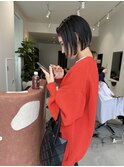 ダークカラーのミニボブ