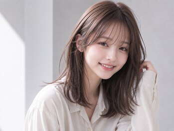シエル 大名店(CIEL)の写真/巻き髪もストレートも長持ち◎Aujuaでベースから整えて、スタイリングをもっと簡単に♪