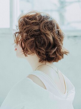 カラーサロンビスカリア 相模原エリア 淵野辺駅店(Color salon Biscaria) 簡単スタイリング☆ショートボブ☆カール[淵野辺/淵野辺駅]