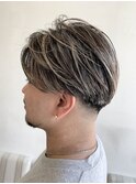 シルバーアッシュ×ツーブロックフェードスタイル 担当 RYO