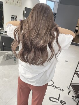 キング 高槻(K!ng) ピンクブラウンの艶ミディ