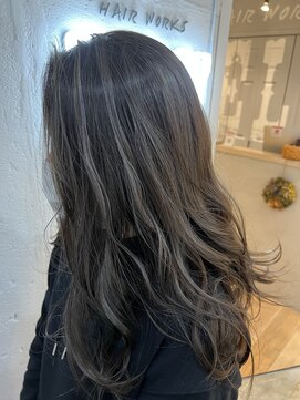 ヘアーワークス ヘルム 渋谷店(HAIR WORKS HELM) シルバーハイライト