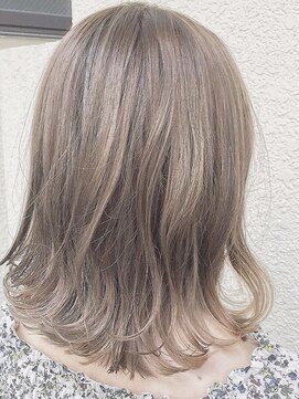 GBG 自由が丘 《After》仕上がりスタイル【白髪ぼかし脱白髪染めハイライト 】