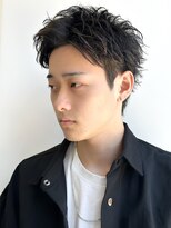 刈り上げないショート　メンズ　名古屋　眉毛
