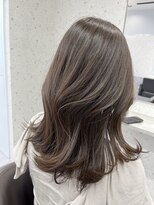 アデプト 北千住店(adept)&nbsp;【adept北千住　エリスタイル】韓国風くびれヘア×ブルージュ