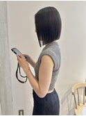 YOKE 大人ボブ丸くないボブ切りっぱなしボブアッシュグレー暗め