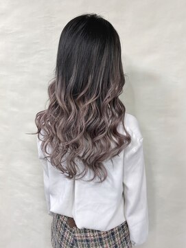 テイス 新宿(TACE) シールエクステ[ネビージュ/黒髪/小顔/新宿]