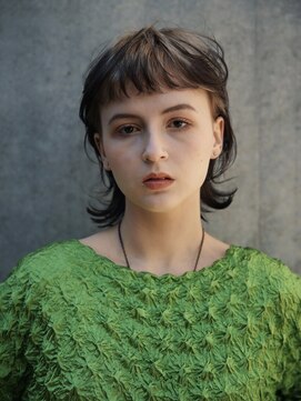 ピークアブー 原宿ハラカド(PEEK-A-BOO) デザインカラーウルフカット