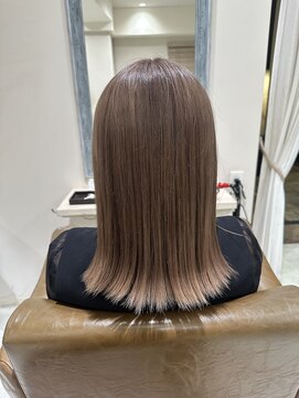 フレーム へアアンドトリートメント 天王寺北口店(FRAME) ミルクティーベージュ