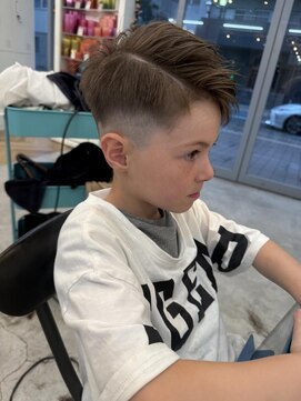 ロミー 本厚木(ROMMY.) キッズカット短め刈り上げショート