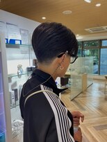 ファースト 仙台店(first)&nbsp;テーパーフェード×センターパートでトレンド感を