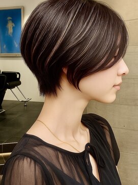 六本木美容室 ヒロオ(HIROO) 丸みショートボブ/ハイライト/アッシュベージュ