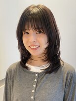 ビファインクーアヴェダ(Be fine coo AVEDA)&nbsp;顔周り似合わせミディアムたっぷりレイヤーカット暗めグレージュ