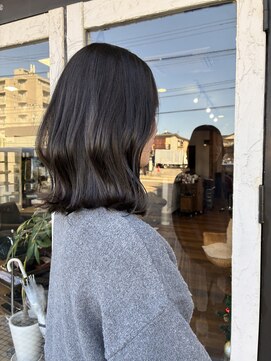 ツヤ感グレージュカラー