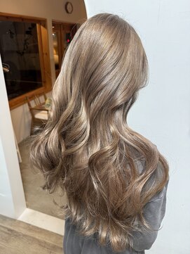 ヘアーデザインサロン スワッグ(Hair design salon SWAG) マロン　ベージュ