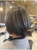 ショートボブ