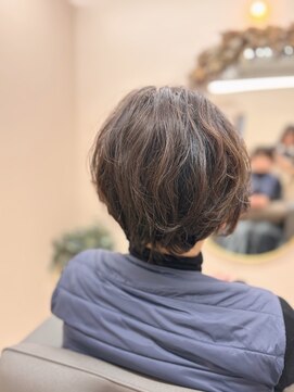 アンジュール コロレ(1//jour colore) 朝を楽に!《時短パーマスタイル》