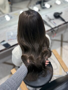 ルル(Lulu) 前髪カット/レイヤーカット/ダブルカラー/髪質改善/縮毛矯正