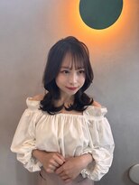 コロレ(COLORE)&nbsp;【小顔見え】大人可愛い艶ブラウン×韓国風くびれレイヤーミディ