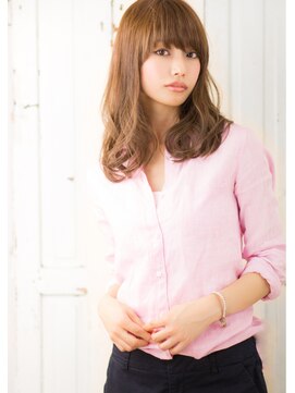 ルエ(rue) 『ナチュラルなのに絵になるセミロング』